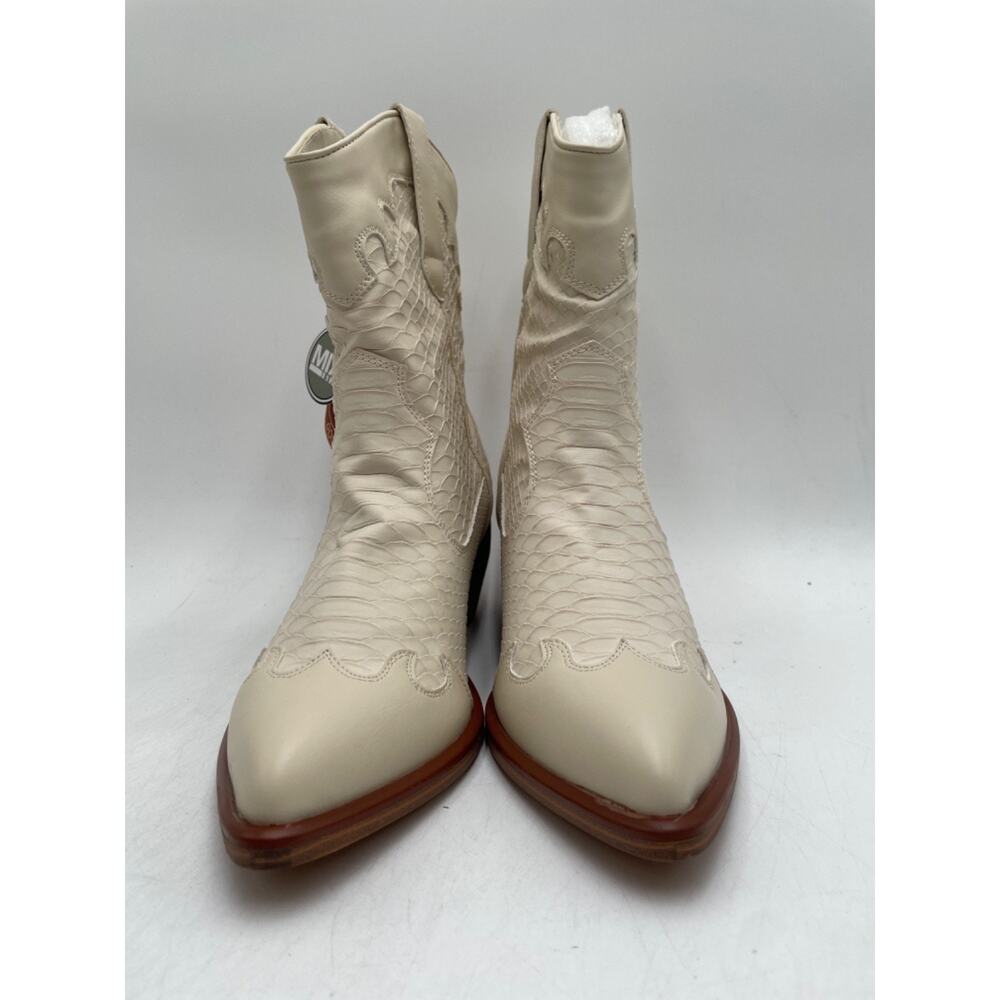 MIA Cream Western Boots - Picture 5 of 11